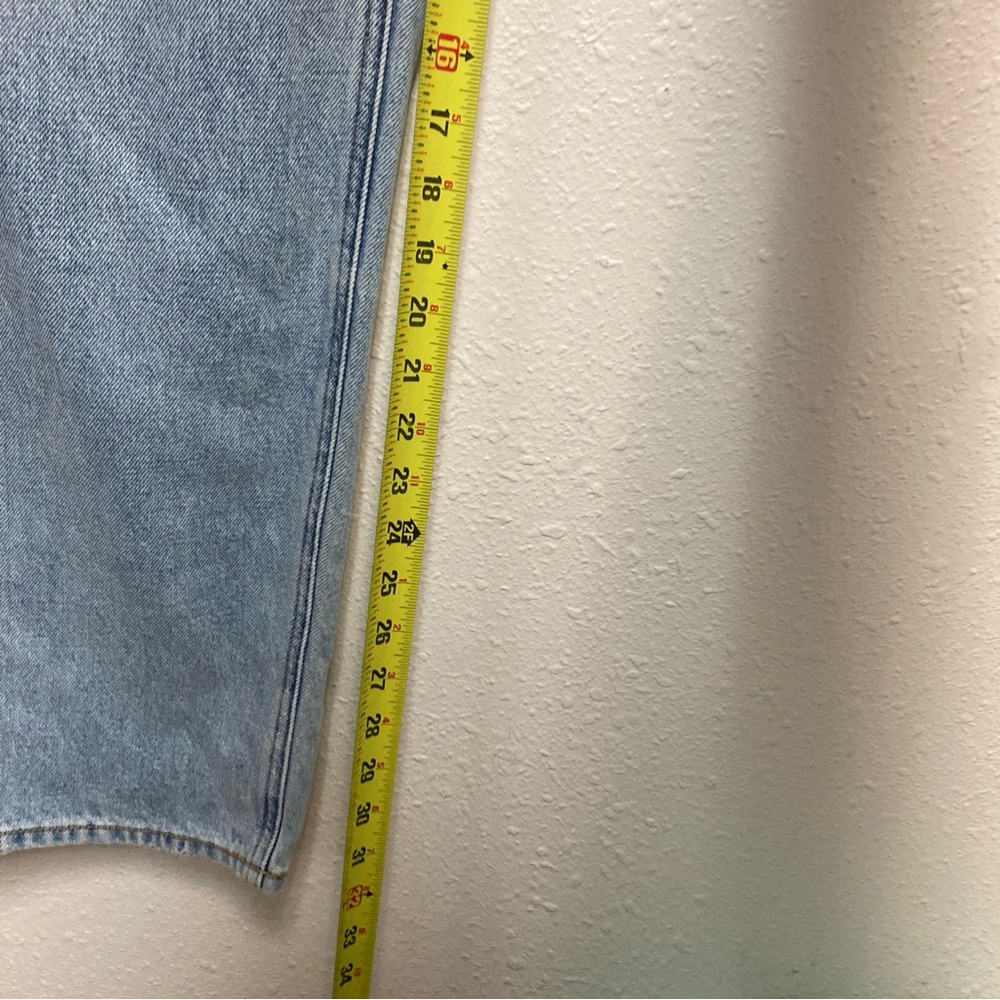 Pacsun Women’s 90’s Boyfriend Jeans Distressed Blue High Rise Relaxed Leg 32 - Picture 11 of 16